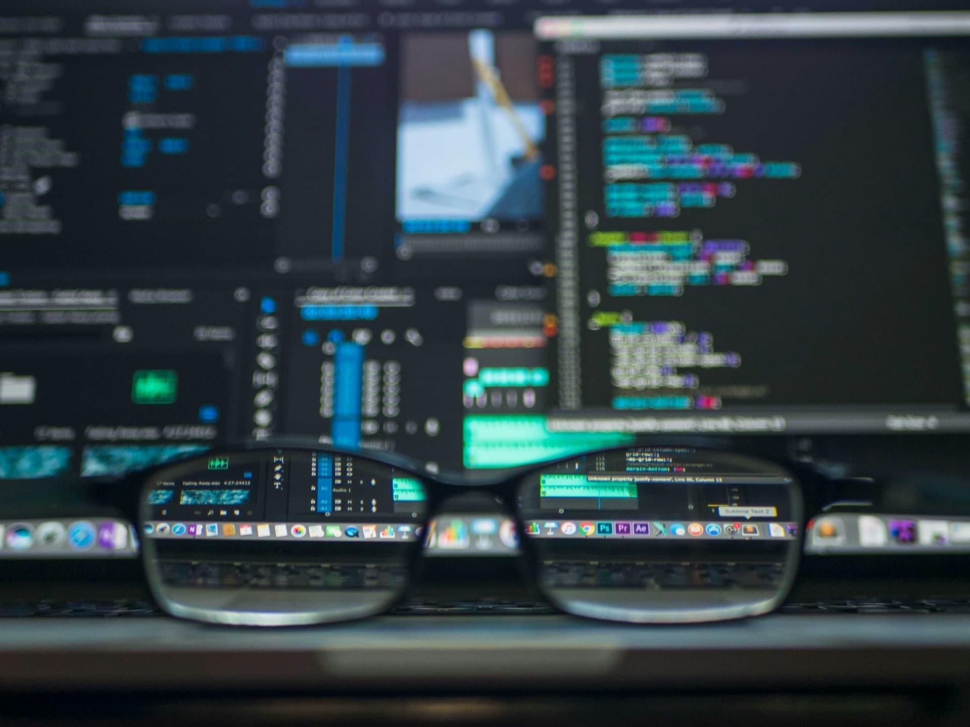 Multi-screen engineering environment — web platform operations